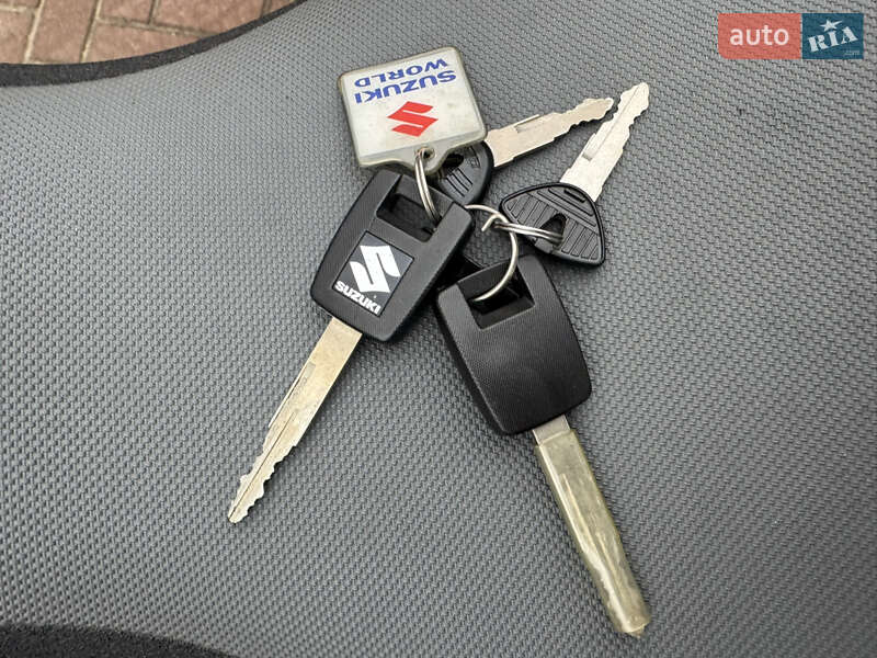 Мотоцикл Без обтекателей (Naked bike) Suzuki V-Strom 1000 2014 в Сновске