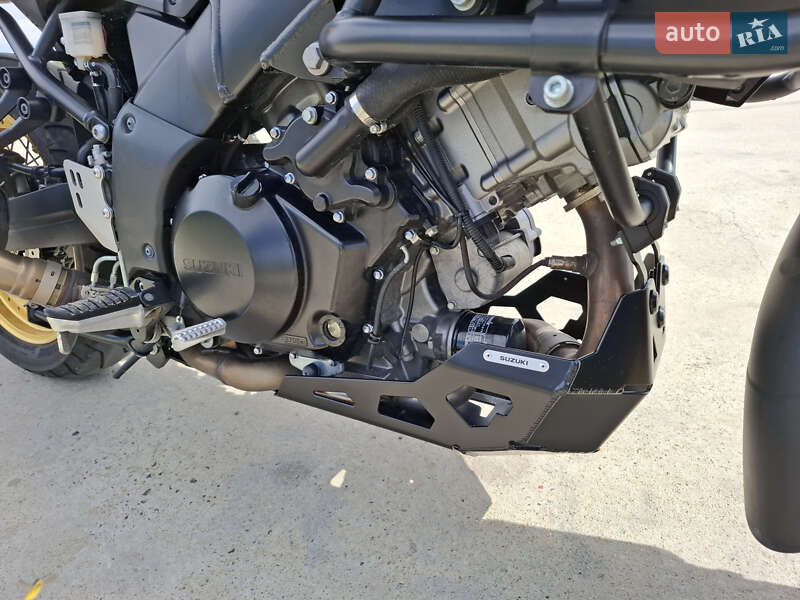 Мотоцикл Туризм Suzuki V-Strom 1050 DE 2018 в Николаеве фото 4 Мотоцикл Туризм Suzuki V-Strom 1050 DE 2018 в Николаеве