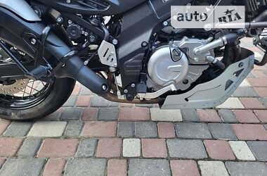 Мотоцикл Спорт-туризм Suzuki V-Strom 650/XT 2015 в 