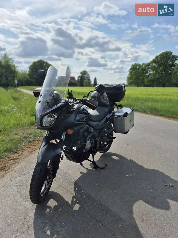 Мотоцикл Туризм Suzuki V-Strom 650 2012 в Киеве