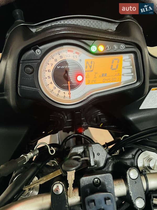 Мотоцикл Позашляховий (Enduro) Suzuki V-Strom 650 2013 в Києві
