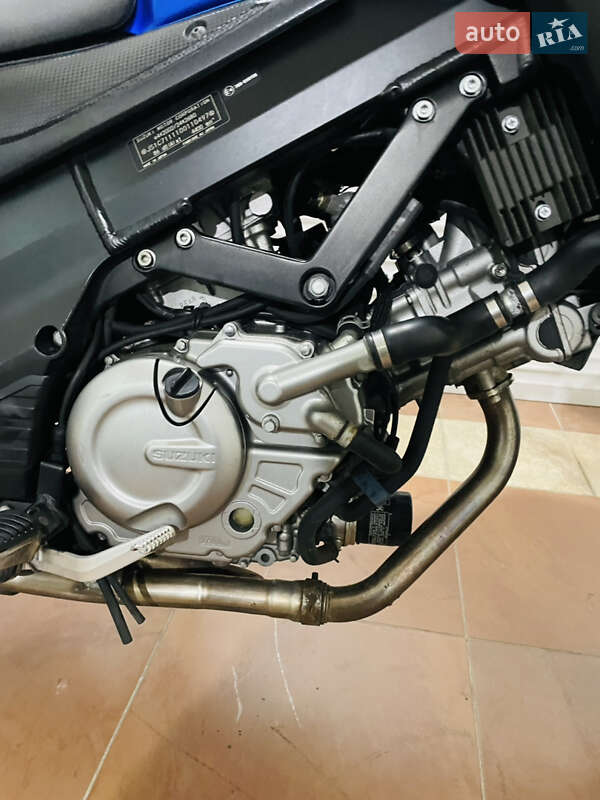 Мотоцикл Позашляховий (Enduro) Suzuki V-Strom 650 2013 в Києві