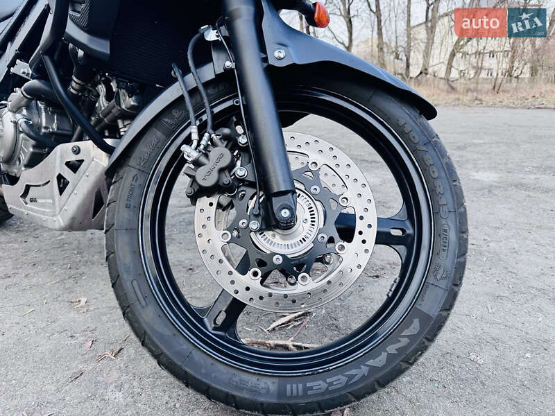 Мотоцикл Туризм Suzuki V-Strom 650 2012 в Киеве