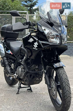 Мотоцикл Многоцелевой (All-round) Suzuki V-Strom 650 2005 в 