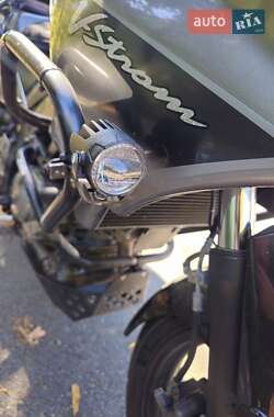 Мотоцикл Многоцелевой (All-round) Suzuki V-Strom 650 2007 в 