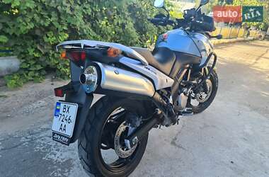 Мотоцикл Туризм Suzuki V-Strom 650 2007 в 