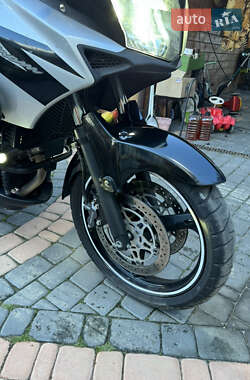 Мотоцикл Багатоцільовий (All-round) Suzuki V-Strom 650 2005 в 