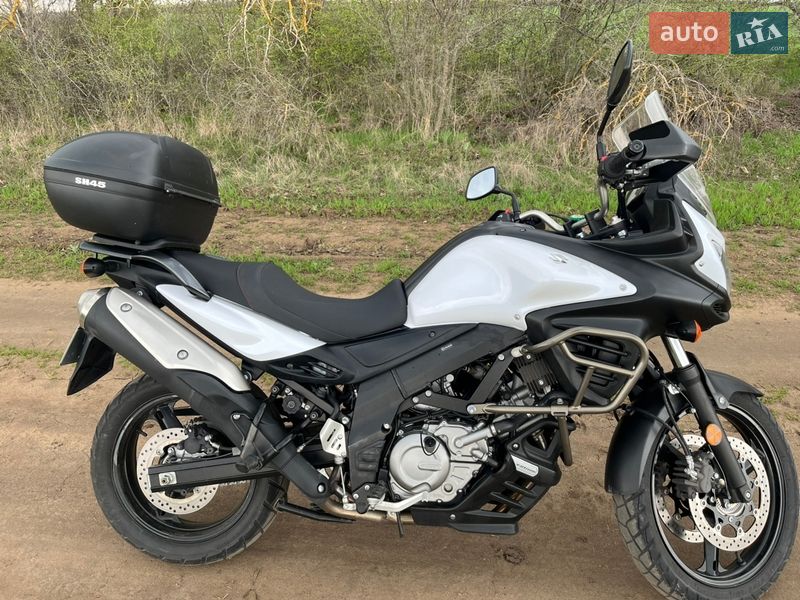 Мотоцикл Спорт-туризм Suzuki V-Strom 650 2013 в Веселинове фото 4 Мотоцикл Спорт-туризм Suzuki V-Strom 650 2013 в Веселинове