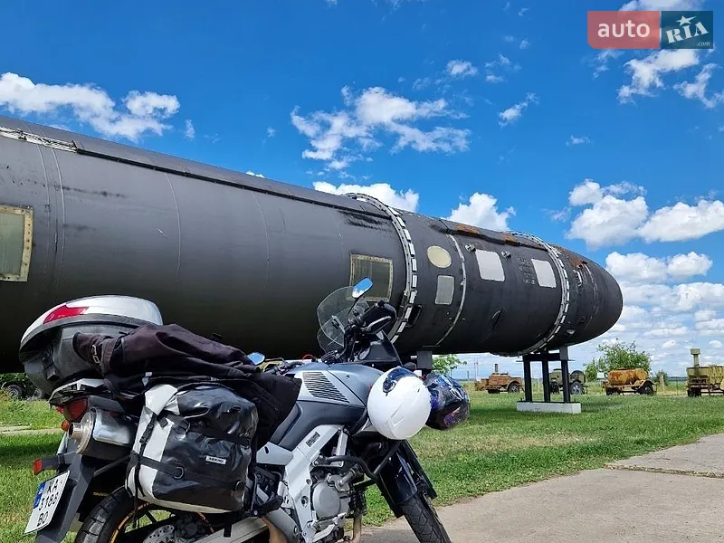 Suzuki V-Strom 650 2004