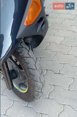 Скутер Suzuki Vecstar 125 1998 в 