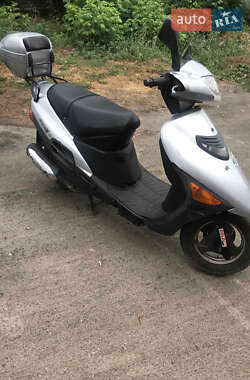 Скутер Suzuki Vecstar 125 2004 в 