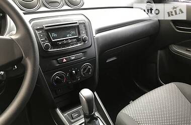 Позашляховик / Кросовер Suzuki Vitara 2016 в 