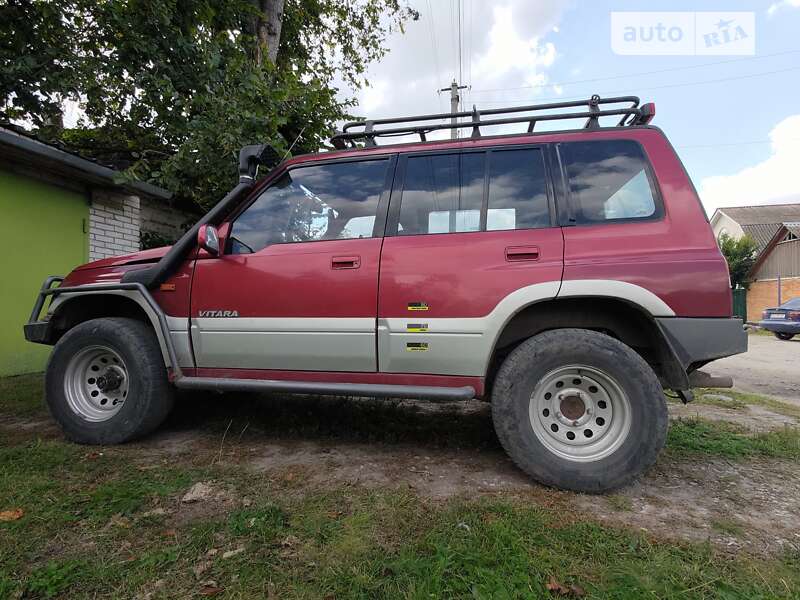 Позашляховик / Кросовер Suzuki Vitara 1998 в Сумах