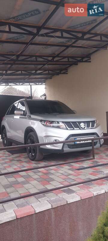 Внедорожник / Кроссовер Suzuki Vitara 2018 в Днепре