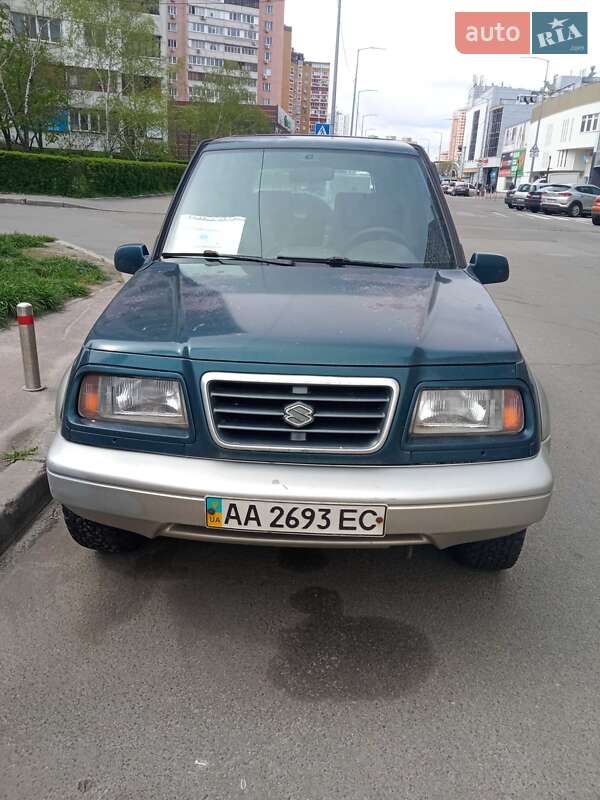 Внедорожник / Кроссовер Suzuki Vitara 1995 в Киеве