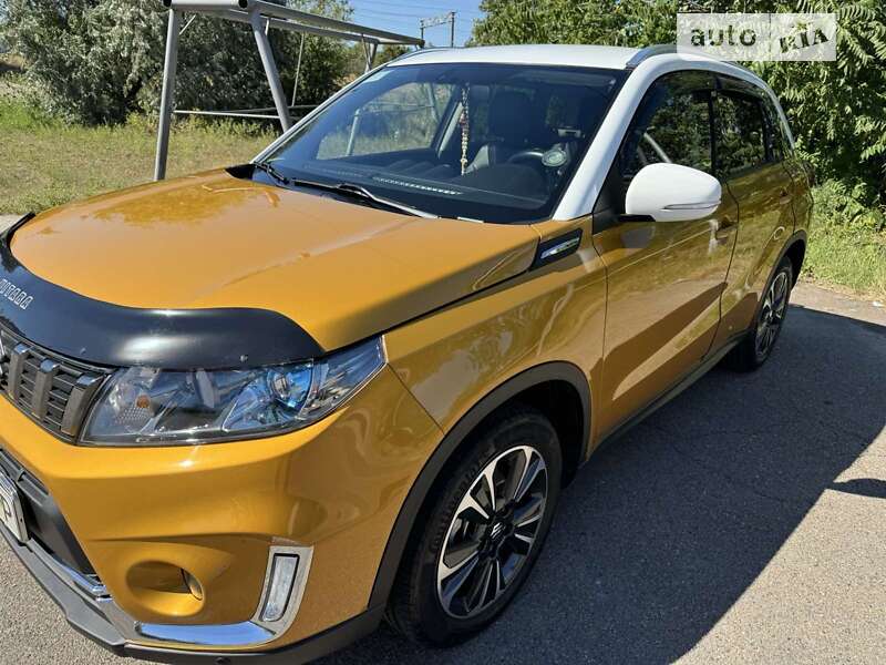 Позашляховик / Кросовер Suzuki Vitara 2022 в Южному