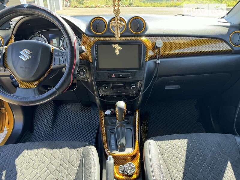 Позашляховик / Кросовер Suzuki Vitara 2022 в Южному