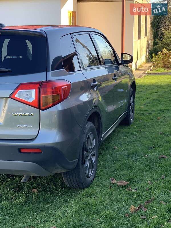 Позашляховик / Кросовер Suzuki Vitara 2018 в Бориславі