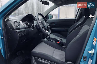 Внедорожник / Кроссовер Suzuki Vitara 2015 в Киеве