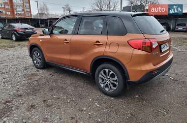 Внедорожник / Кроссовер Suzuki Vitara 2015 в Киеве