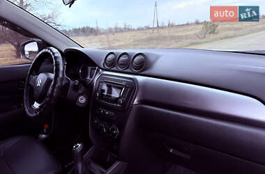 Позашляховик / Кросовер Suzuki Vitara 2019 в 