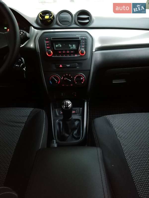 Позашляховик / Кросовер Suzuki Vitara 2017 в Рожнятові