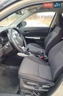 Внедорожник / Кроссовер Suzuki Vitara 2018 в 