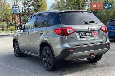 Внедорожник / Кроссовер Suzuki Vitara 2018 в 