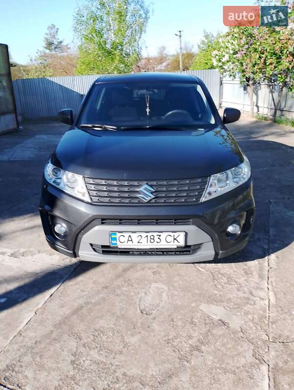 Позашляховик / Кросовер Suzuki Vitara 2016 в Черкасах