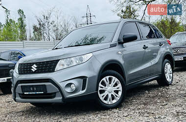 Внедорожник / Кроссовер Suzuki Vitara 2017 в Харькове