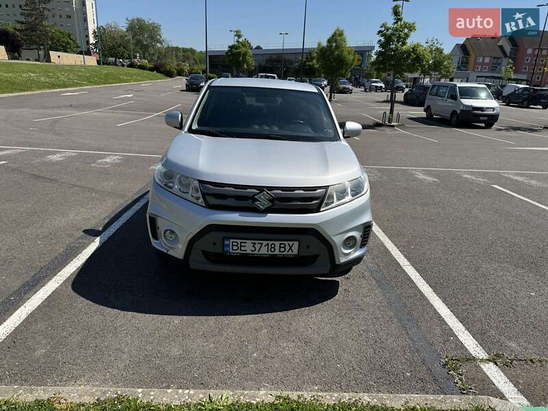 Внедорожник / Кроссовер Suzuki Vitara 2015 в 
