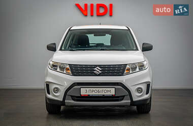 Позашляховик / Кросовер Suzuki Vitara 2016 в 