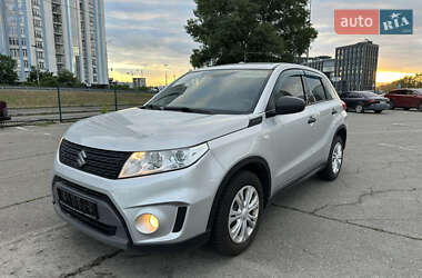 Внедорожник / Кроссовер Suzuki Vitara 2016 в Киеве