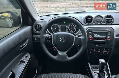 Внедорожник / Кроссовер Suzuki Vitara 2016 в 
