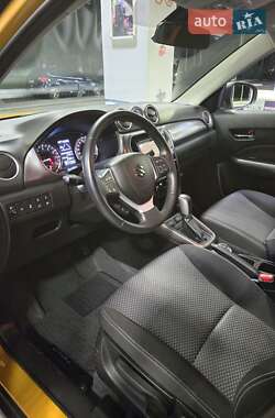 Позашляховик / Кросовер Suzuki Vitara 2020 в 