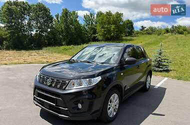 Внедорожник / Кроссовер Suzuki Vitara 2020 в Киеве