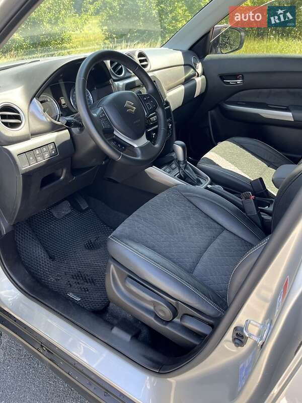 Внедорожник / Кроссовер Suzuki Vitara 2019 в Буче