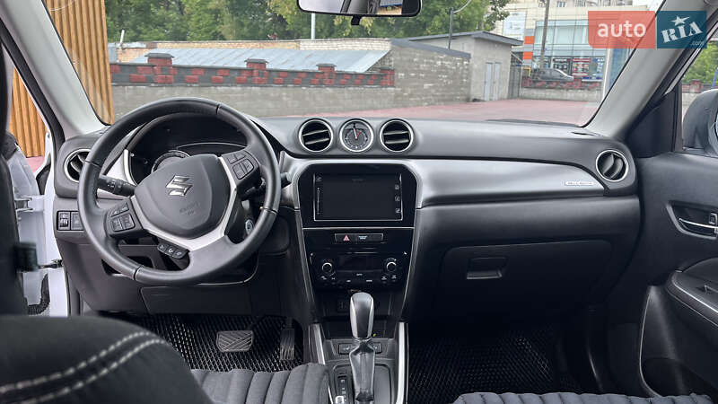 Внедорожник / Кроссовер Suzuki Vitara 2022 в Ровно