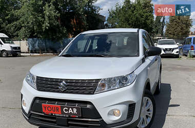 Позашляховик / Кросовер Suzuki Vitara 2021 в 