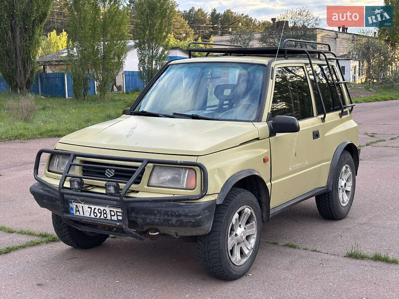 Позашляховик / Кросовер Suzuki Vitara 2002 в Славутичі