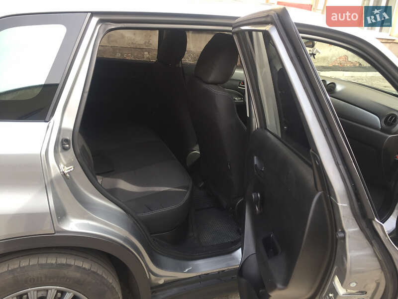 Позашляховик / Кросовер Suzuki Vitara 2017 в Харкові