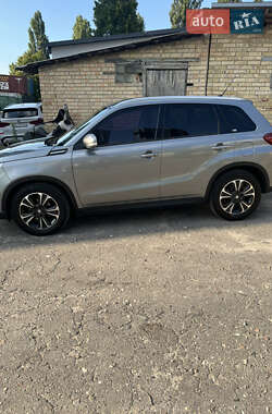 Внедорожник / Кроссовер Suzuki Vitara 2019 в Киеве