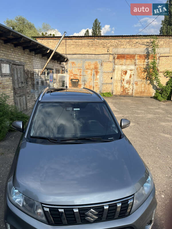 Позашляховик / Кросовер Suzuki Vitara 2019 в Києві