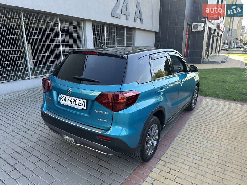 Внедорожник / Кроссовер Suzuki Vitara 2021 в Киеве