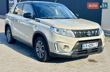 Внедорожник / Кроссовер Suzuki Vitara 2022 в Киеве