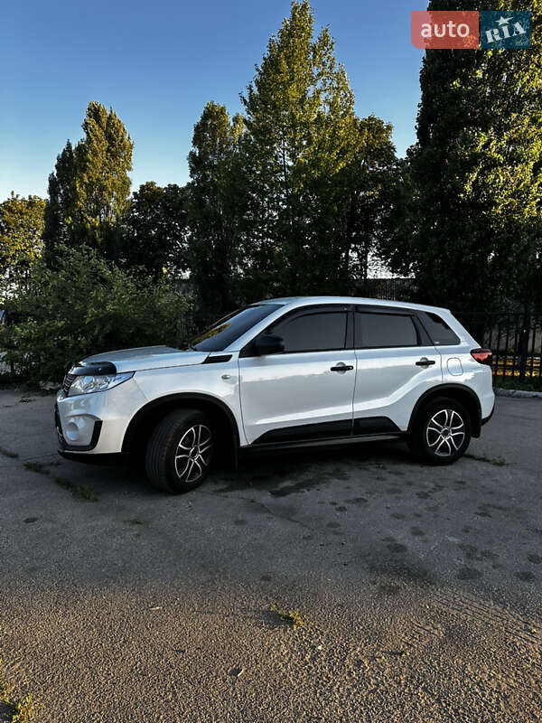 Внедорожник / Кроссовер Suzuki Vitara 2019 в Днепре фото 9 Внедорожник / Кроссовер Suzuki Vitara 2019 в Днепре