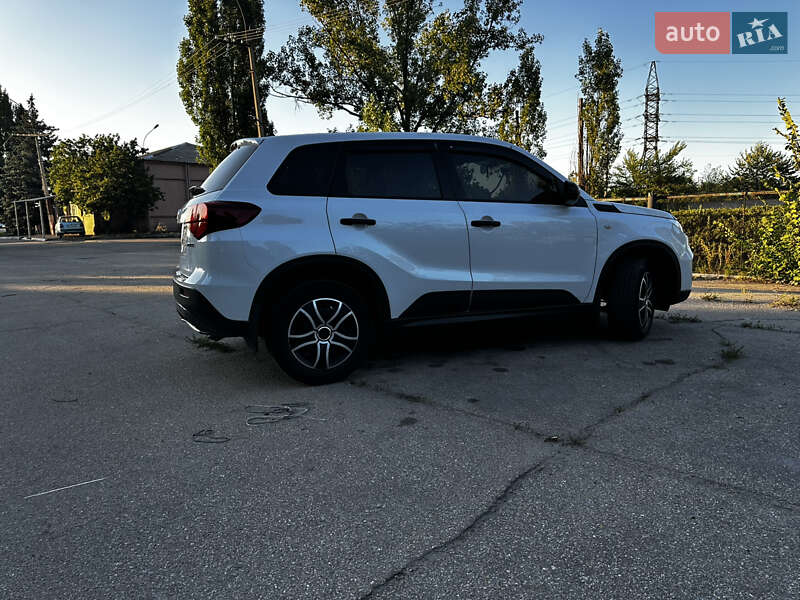 Внедорожник / Кроссовер Suzuki Vitara 2019 в Днепре фото 7 Внедорожник / Кроссовер Suzuki Vitara 2019 в Днепре