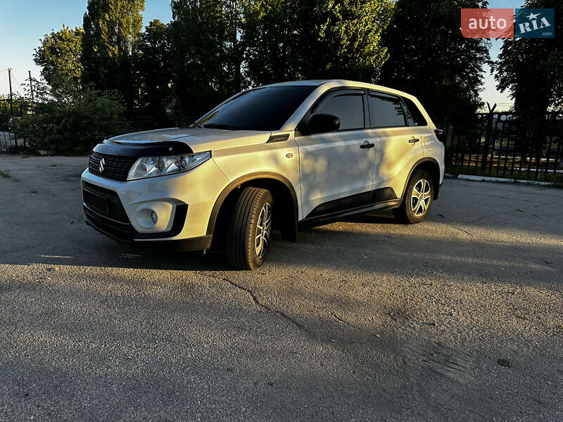 Внедорожник / Кроссовер Suzuki Vitara 2019 в Днепре фото 16 Внедорожник / Кроссовер Suzuki Vitara 2019 в Днепре