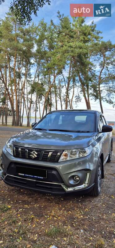 Внедорожник / Кроссовер Suzuki Vitara 2022 в Харькове