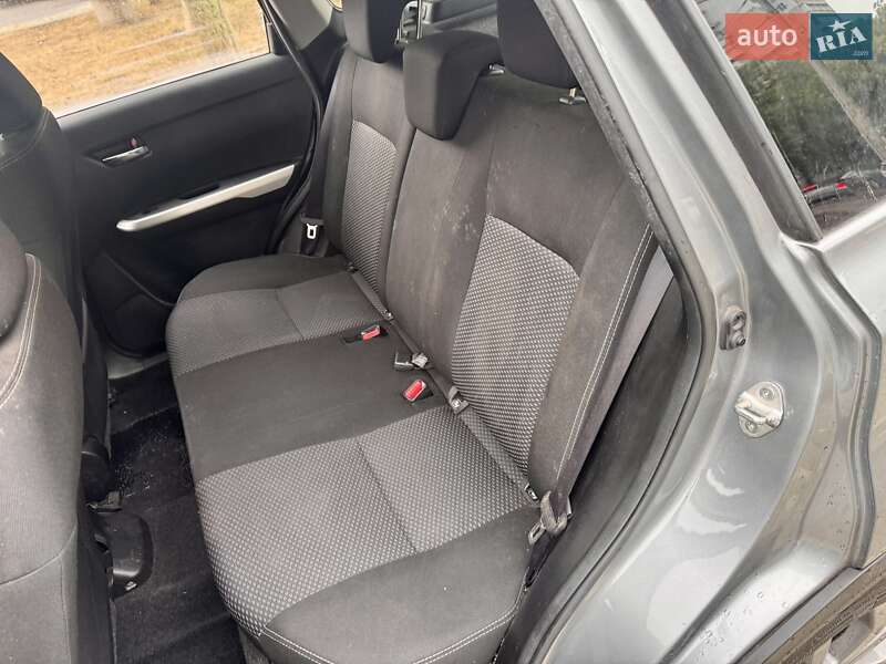 Внедорожник / Кроссовер Suzuki Vitara 2016 в Одессе